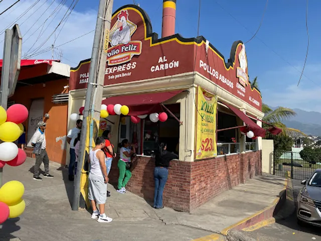 Pollo Feliz Cantera