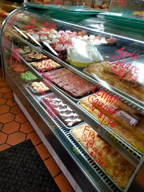 Roma's Bakery & Deli