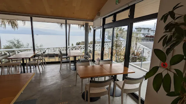 Blue&Cafe HIRAKAWA Bayside