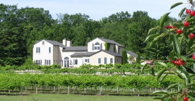 Grey Hare Inn Vineyard Bed and Breakfast