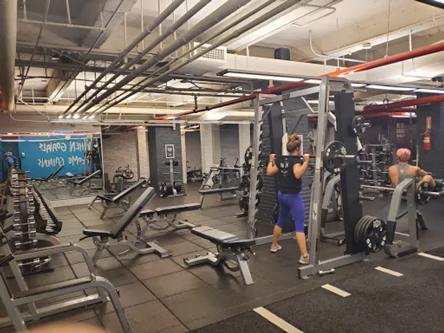 Crunch Fitness - Union Square