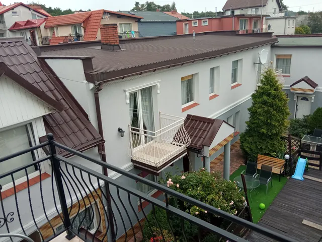 Noclegi Mira Łeba pokoje blisko plaży