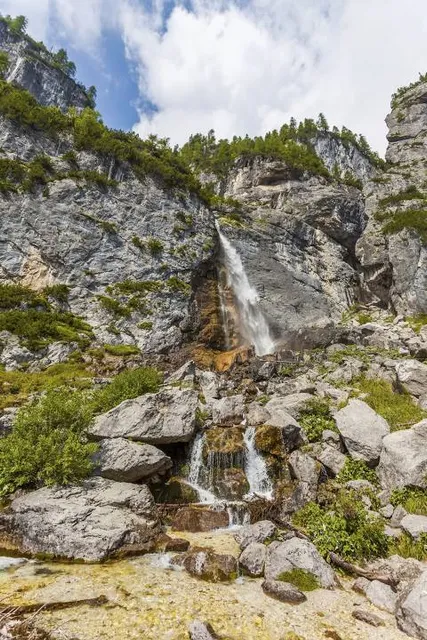 Cascate delle Comelle, Valle di Garés