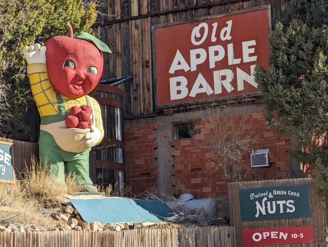 Old Apple Barn