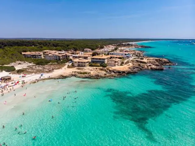 Playa de Ses Covetes