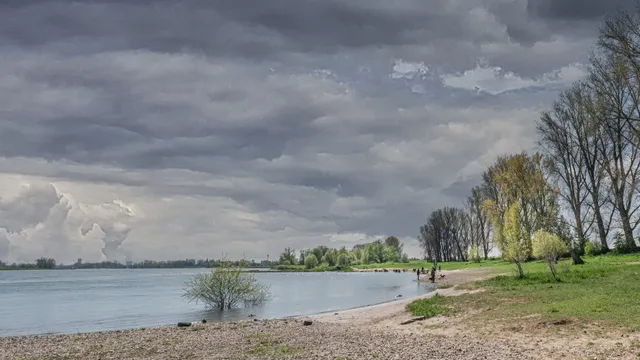 Familienstrand Büderich