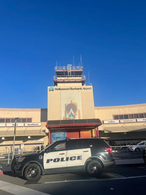 Burbank Airport – North (AV Line) Metrolink Station