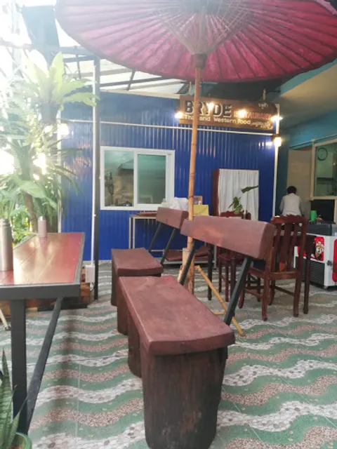 Bryde Restaurant & Bryde Aonang House