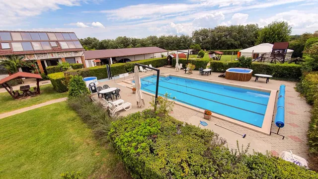 Krónikás Park Fogadó