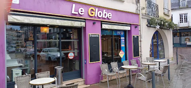 Le Globe