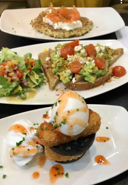 Cafe D'Art Good Old Days