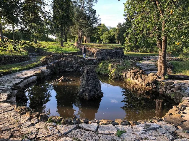 Graeser Park - Historic Wayside Rest