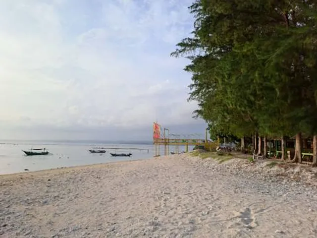 Pantai Laguna Samudera