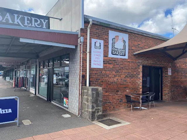 Class Kitchen Bakery