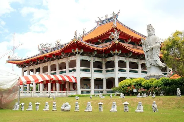 Kong Meng San Phor Kark See Monastery