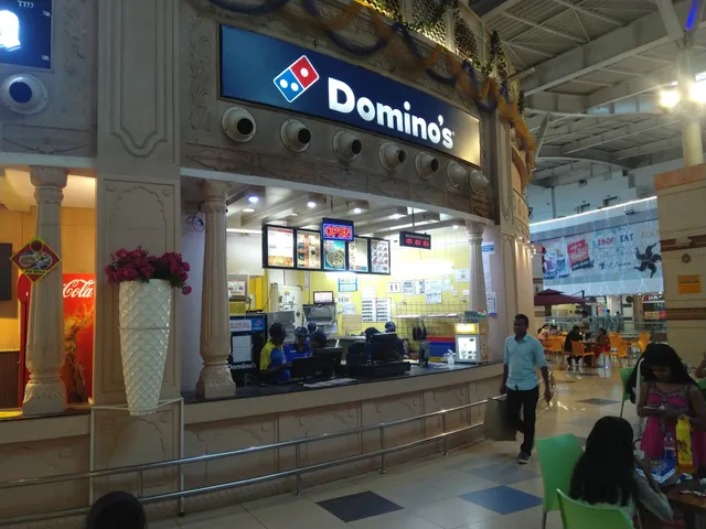 Domino's Pizza | Z Square Mall , Kanpur