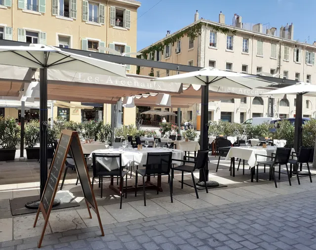 Restaurant Les Arcenaulx Marseille Vieux Port