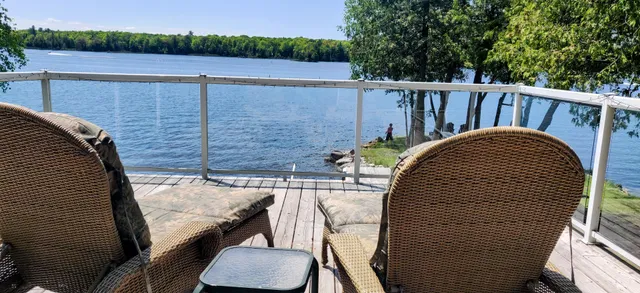 Cozy Escape, Kawarthas Cottage Vacation