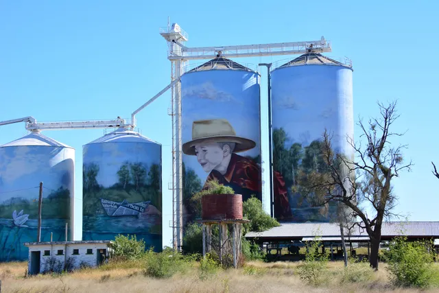 Yelarbon Silo Art