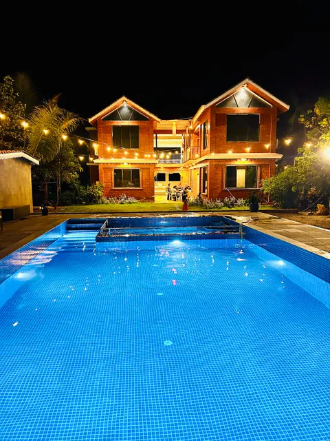 Red Stone Farm House