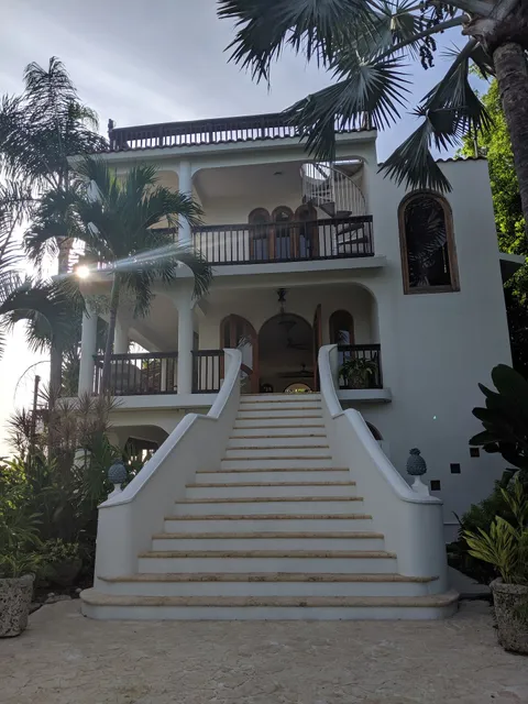 Caracol Che, Puerto Rico Villa Rental & Tropical Estate