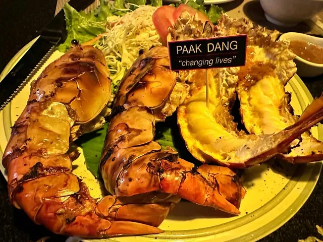 清迈红嘴许愿树餐厅