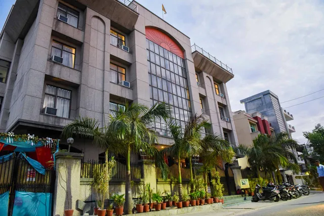 Shyam Vandana PG for Boys Sector- 26