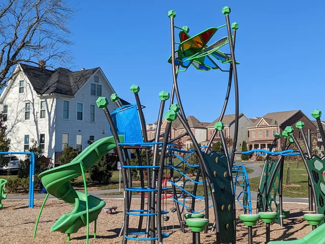 Clarkmont Local Park