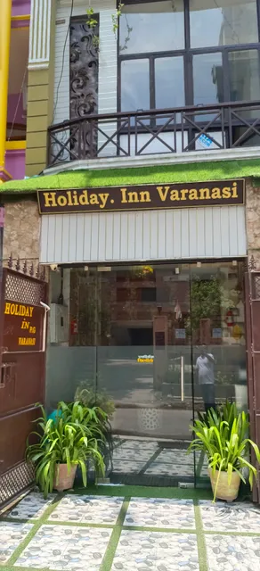 Holiday.inn varanasi