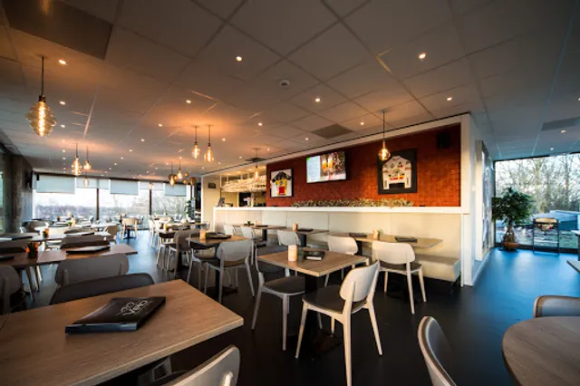 Velo Food & Drinks - Brasserie