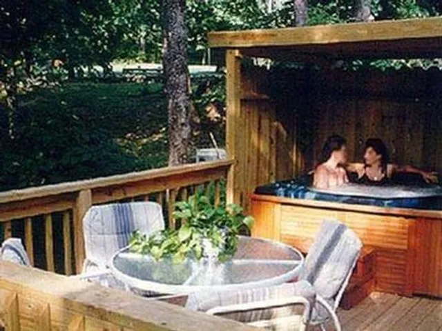 Aunt Sadie's Garden Glade