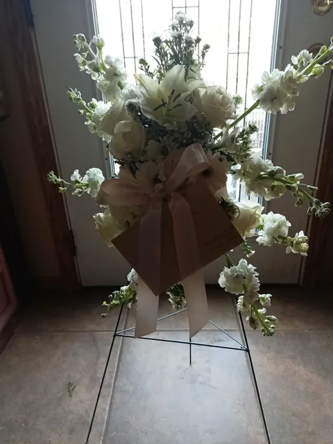 Home Life Furnishings