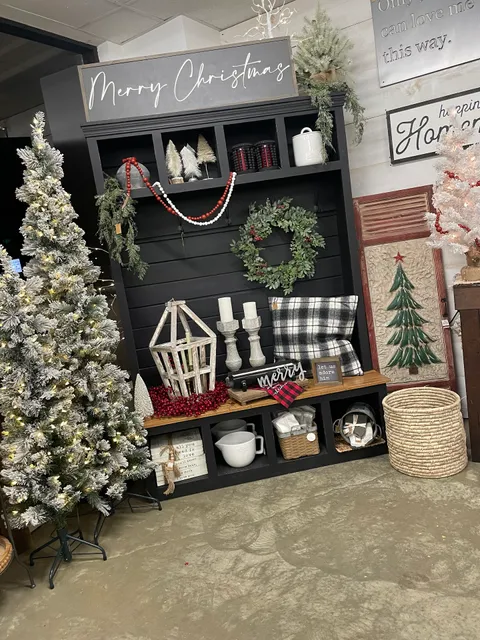 Upstairs Marketplace LLC