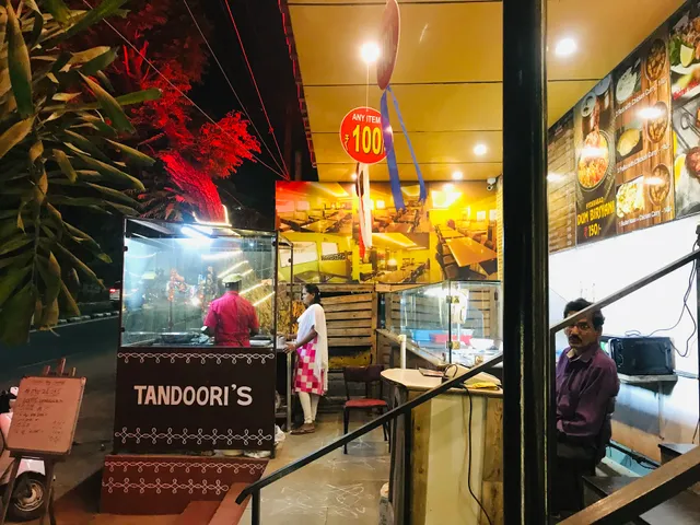 M/S Ravi’s Kitchen ( Veg & Non-Veg Restaurant )