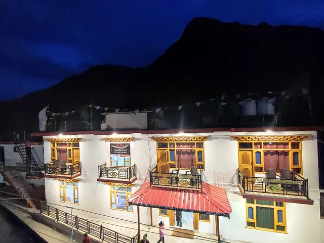 Hotel tabo Zamling Donkhang