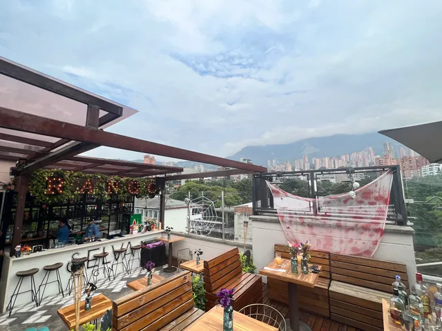 Arepepa | La Milagrosa | Arepas Rellenas | Medellín