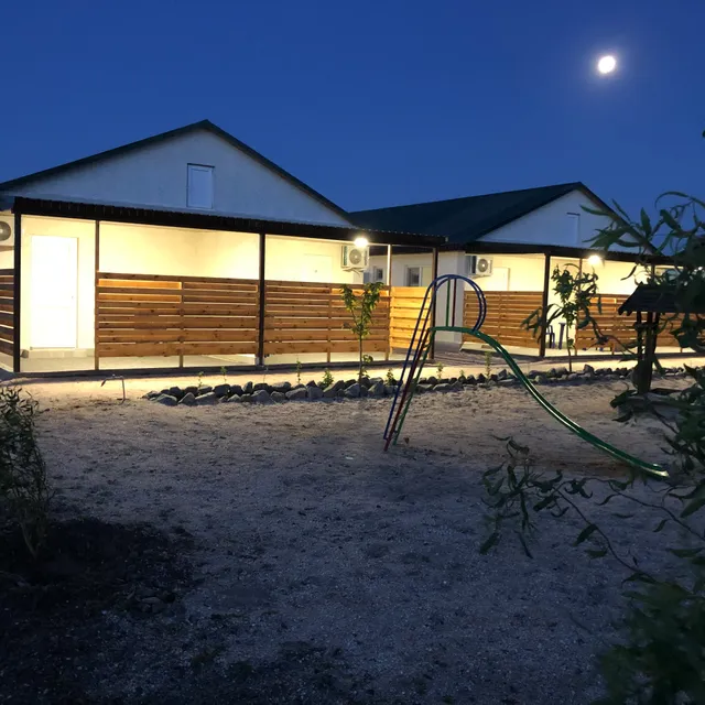 Baza Vidpochynku " Azovsʹkyy Kish"