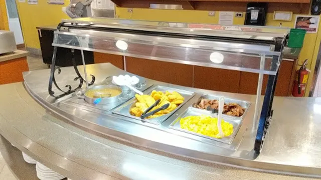 Dewhurst Dining Hall - Dewies