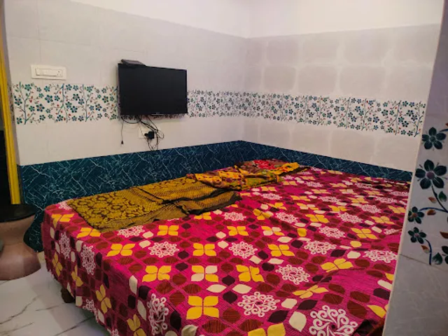 Sri Devi Lodge and Restaurant