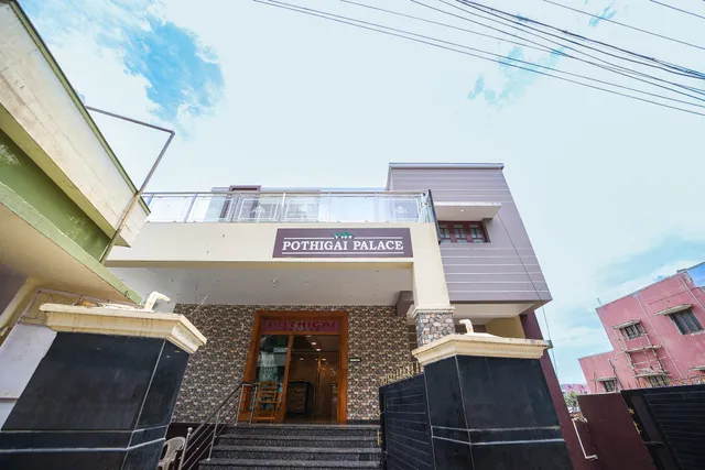 The Pothigai Palace