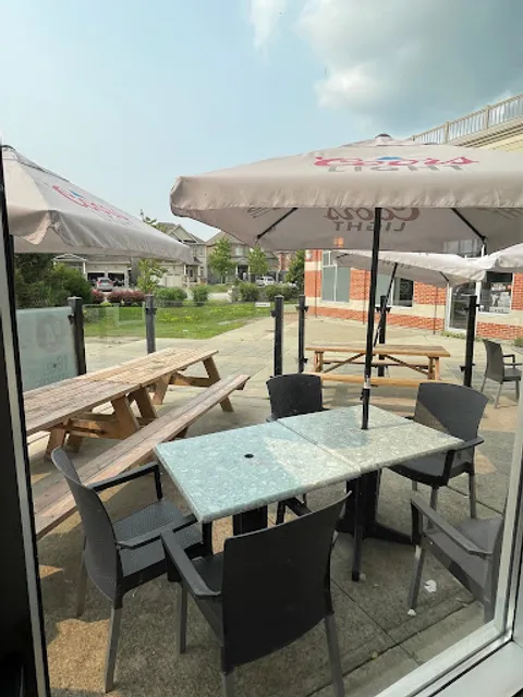 Chuck's Roadhouse Bar & Grill