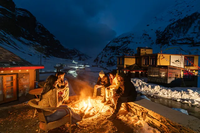 Moustache Koksar Luxuria