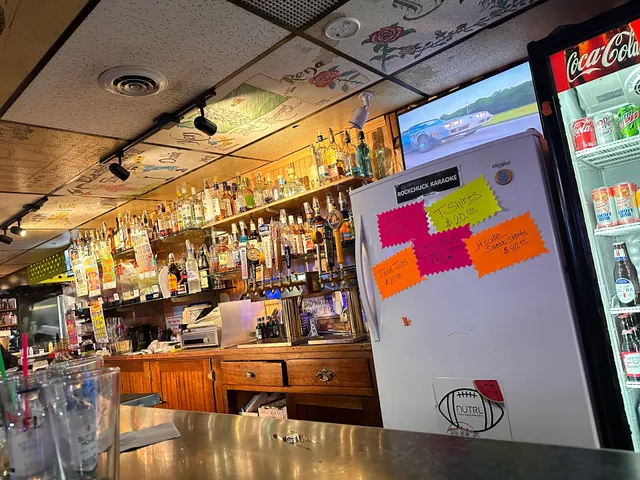 Horns Electric City Bar & Grill