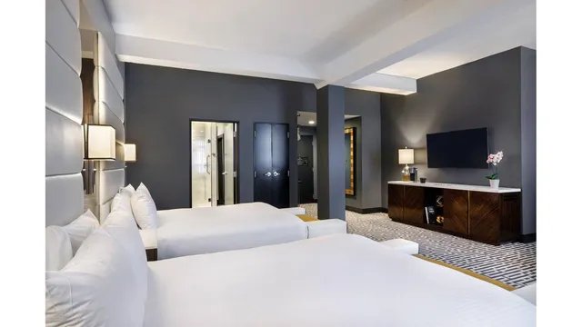 Hotel Metro, Autograph Collection