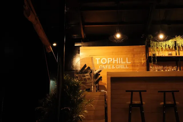 Tophill Grill and Restaurant