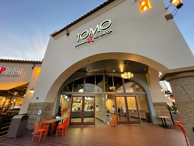 Tomo Noodles & Dumplings