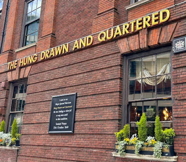The Hung Drawn & Quartered, EC3