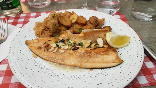 restaurant la frontiere