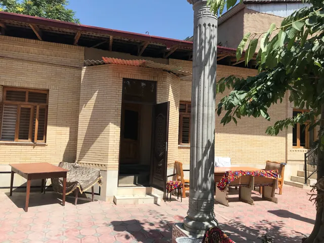 Nasrulla Samarqand Hotel