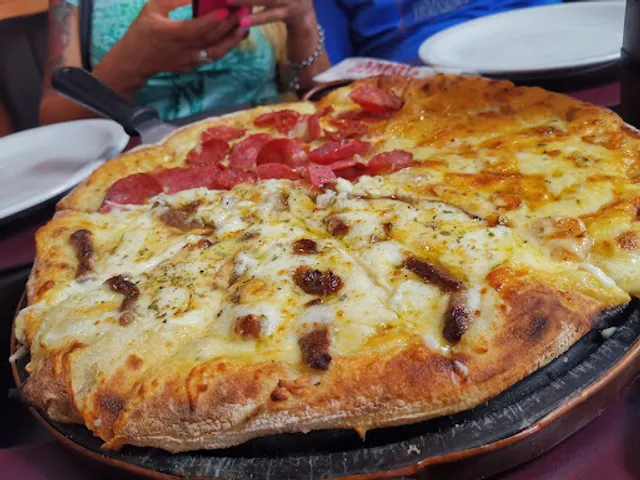 Restaurante e Pizzaria Top Haus